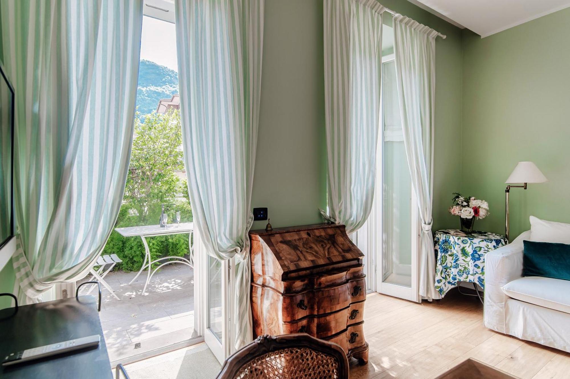 Green Home 65 - The House Of Travelers コモ エクステリア 写真